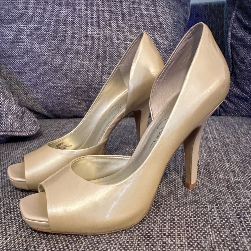 Gold / Cream High Heels Jessica Simpson Peep Toe Size 7